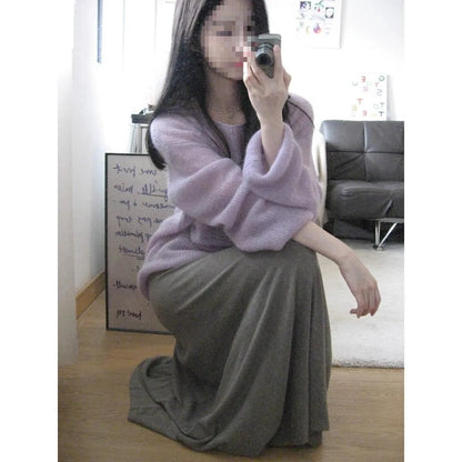 Women's purple blouse with round neck and princess sleeves, made from lightweight ice silk fabric