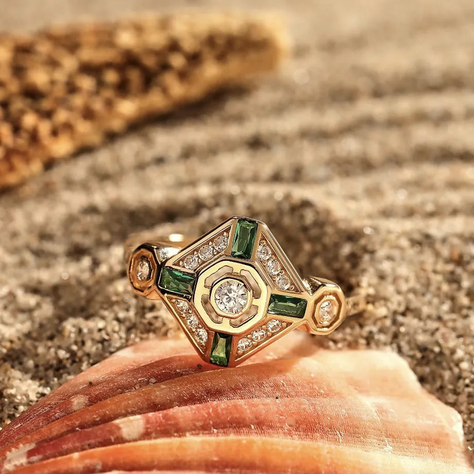 Geometric women's ring with electroplated lvzuan colour in ins style design
