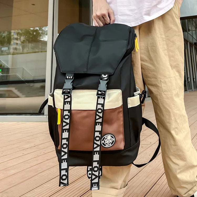Oxford cloth backpack in black, green, or red with dimensions 32cm width, 46cm height, 17cm bottom thickness