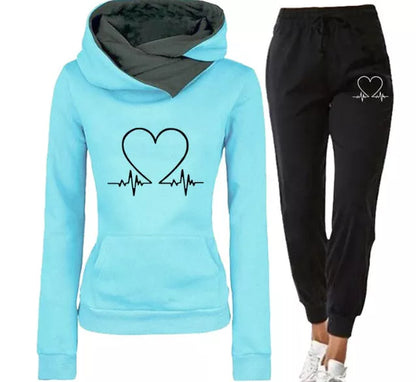 Women's Love Heart Printed Sports Suit with hooded sweatshirt and drawstring pants