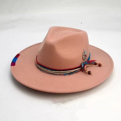 Wool-like autumn and winter felt cap in pendant pink and dark brown