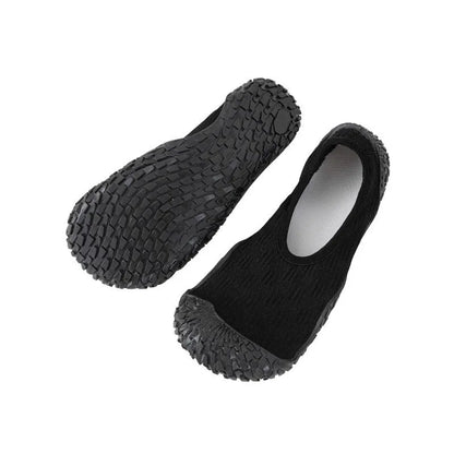 Women's indoor fitness shoes with soft rubber soles and breathable mesh lining in various colours