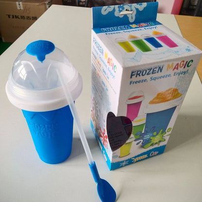 Blue quick refrigeration pinch cup showing double-layer construction with 10.6cm height and 20.6cm diameter measurements
