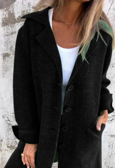 Stylish lapel cardigan with pockets in various colors, showcasing its modern design and premium materials