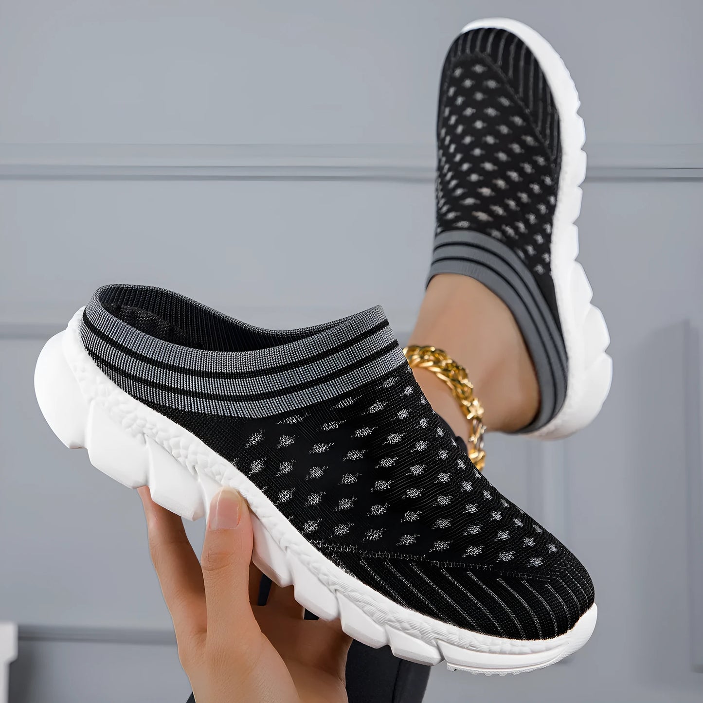 Women's black Flyknit semi-slipper shoes with striped pattern and hollowed-out design on viscose sole
