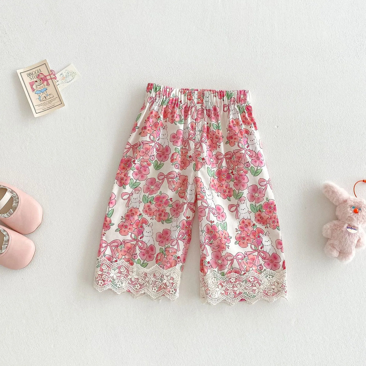 Girls' cotton short-sleeve shirt with lace collar and lace straight-leg trousers set in almond, sizes 73-120cm
