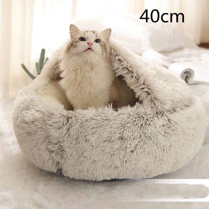 Cozy pet bed with plush and warm fabric for cats and dogs