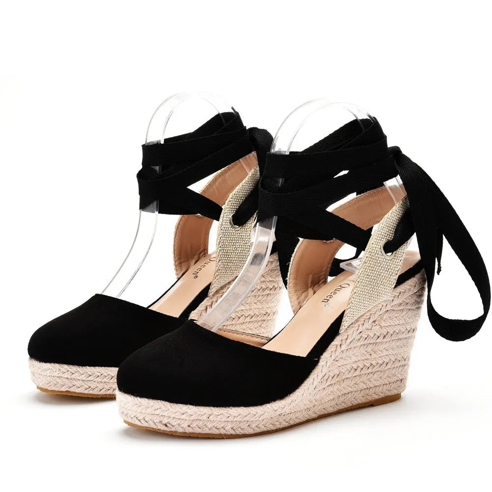 Women's bohemian wedge sandals with round toe, 10.5cm heel, adjustable buckle, and beaded tassel in red colour