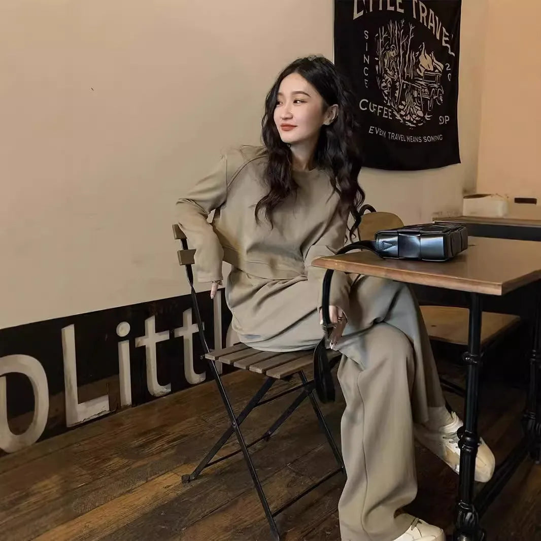 Women's khaki casual sports suit with long sleeves, trousers, and splicing details in Japanese Korean style