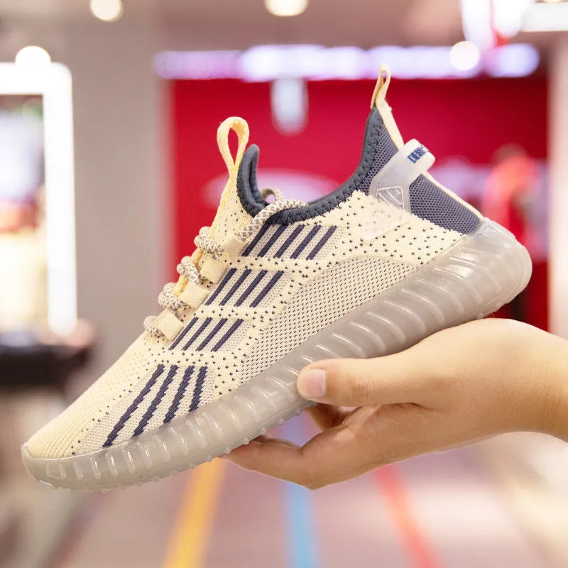 Men's white low-top sports shoes with platform sole, mesh lining, and round toe on a plain background.