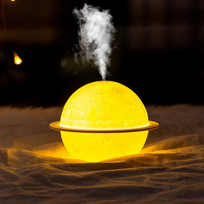 White Moon Light humidifier with USB port and night light measuring 138mm square