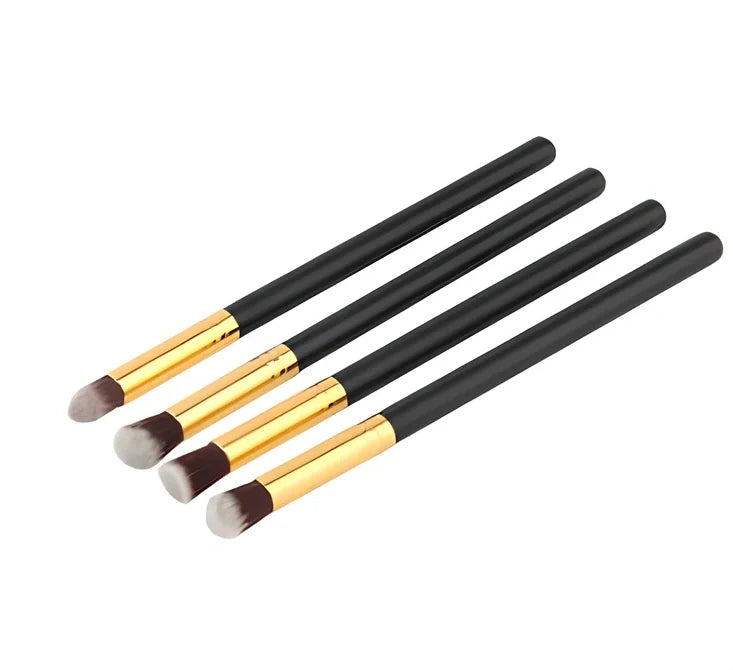 Cosmetic brush kit with 3cm nylon bristles and 14cm plastic handles in multiple colours
