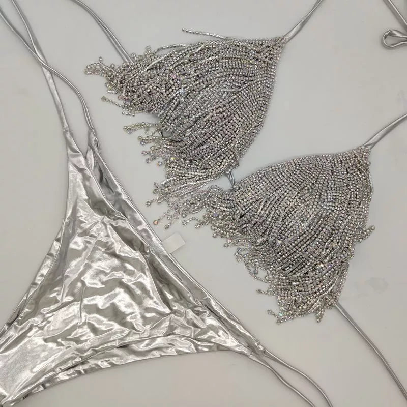 Diamond Flowing Bikini in gold and silver, perfect for summer beach outings