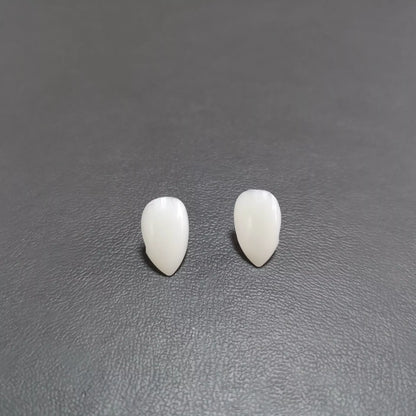 Halloween Vampire Zombie Dentures with adjustable fit for costumes