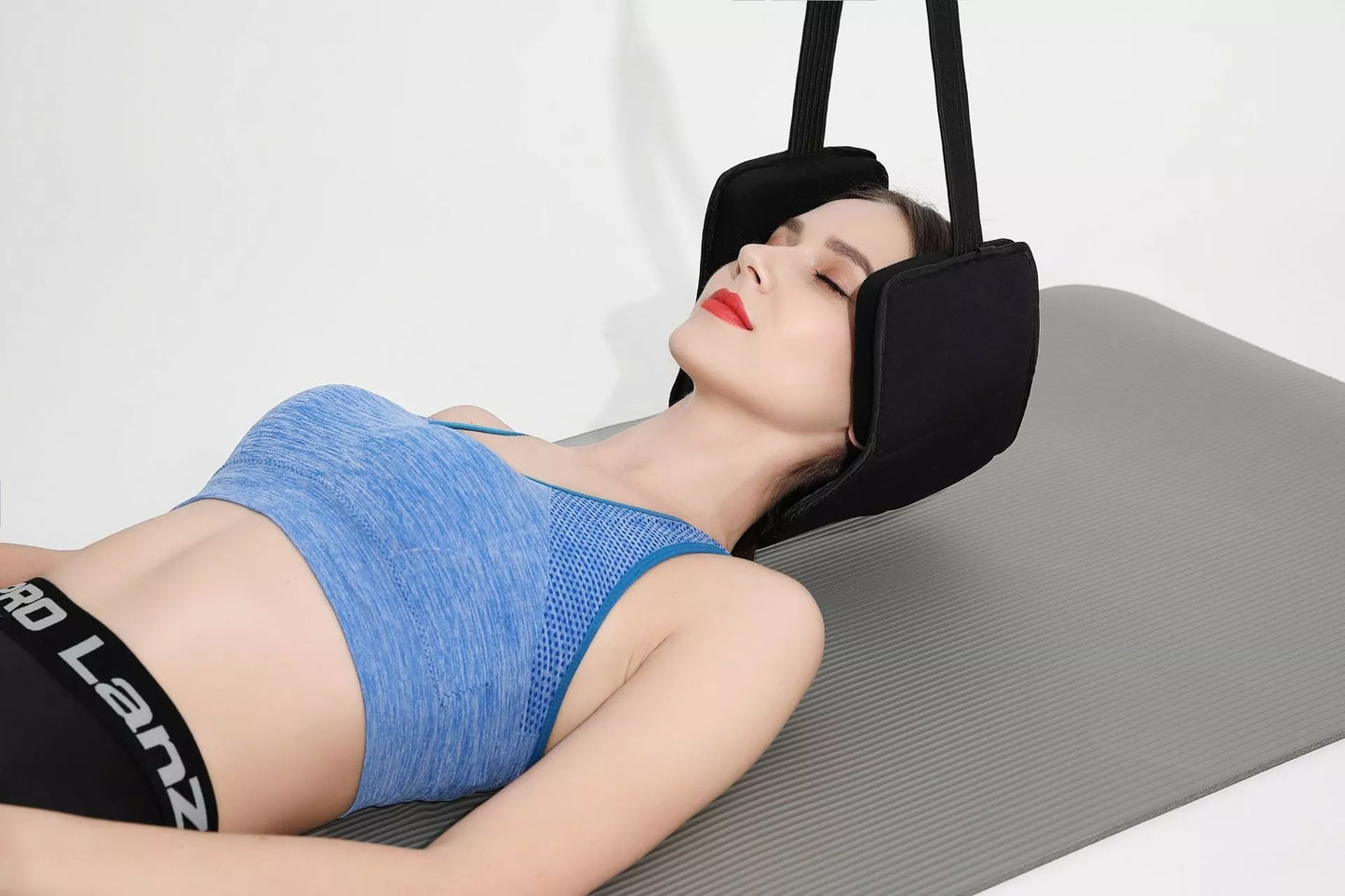 Neck Hammock Neck Stretcher in black grey for pain relief and mobility improvement