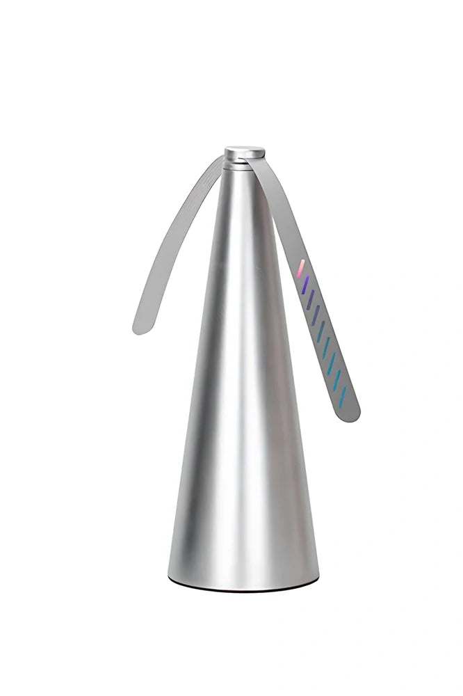 Black fly repellent fan measuring 8.2x8.2x24cm with USB cable for insect protection during meals