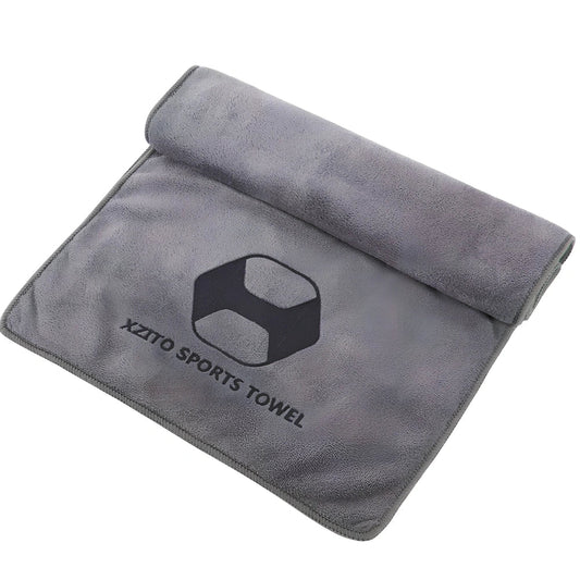 Blue sports sweat absorbent towel with 100x30cm dimensions and polyester-nylon fabric for athletic use