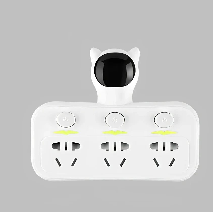 Smart socket with UK plug, LED indicators, USB ports and energy display