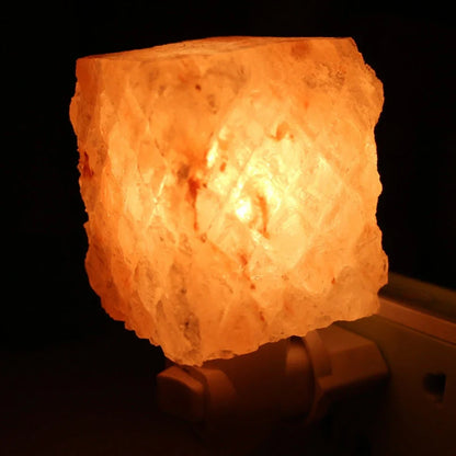 Cylindrical Himalayan crystal salt lamp, 9.8cm tall, 5cm diameter, with warm 3000K glow for air purification