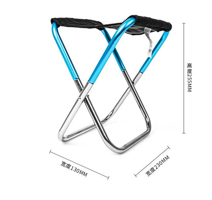 Compact outdoor folding chair in blue or red with aluminum frame and Oxford cloth seat