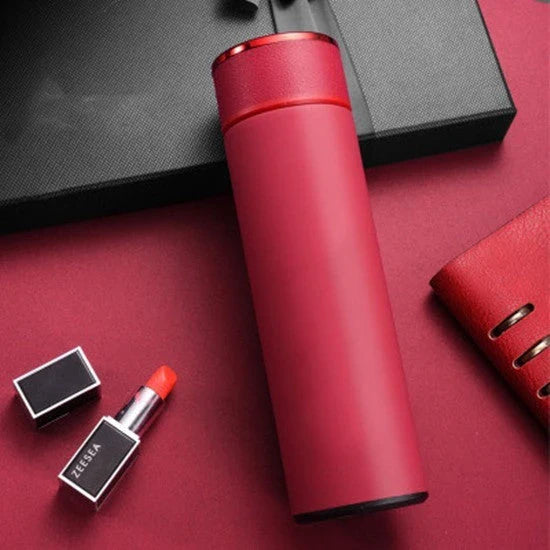Ergonomic business travel mug with temperature display, made of durable stainless steel in black, red, and blue colors