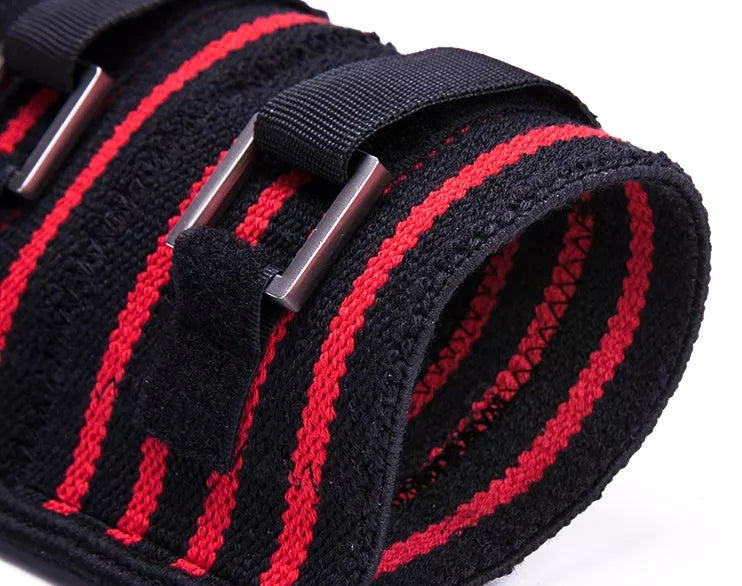 Fitness elbow squat deep hard pull bench type in black/red for heavy lifting support