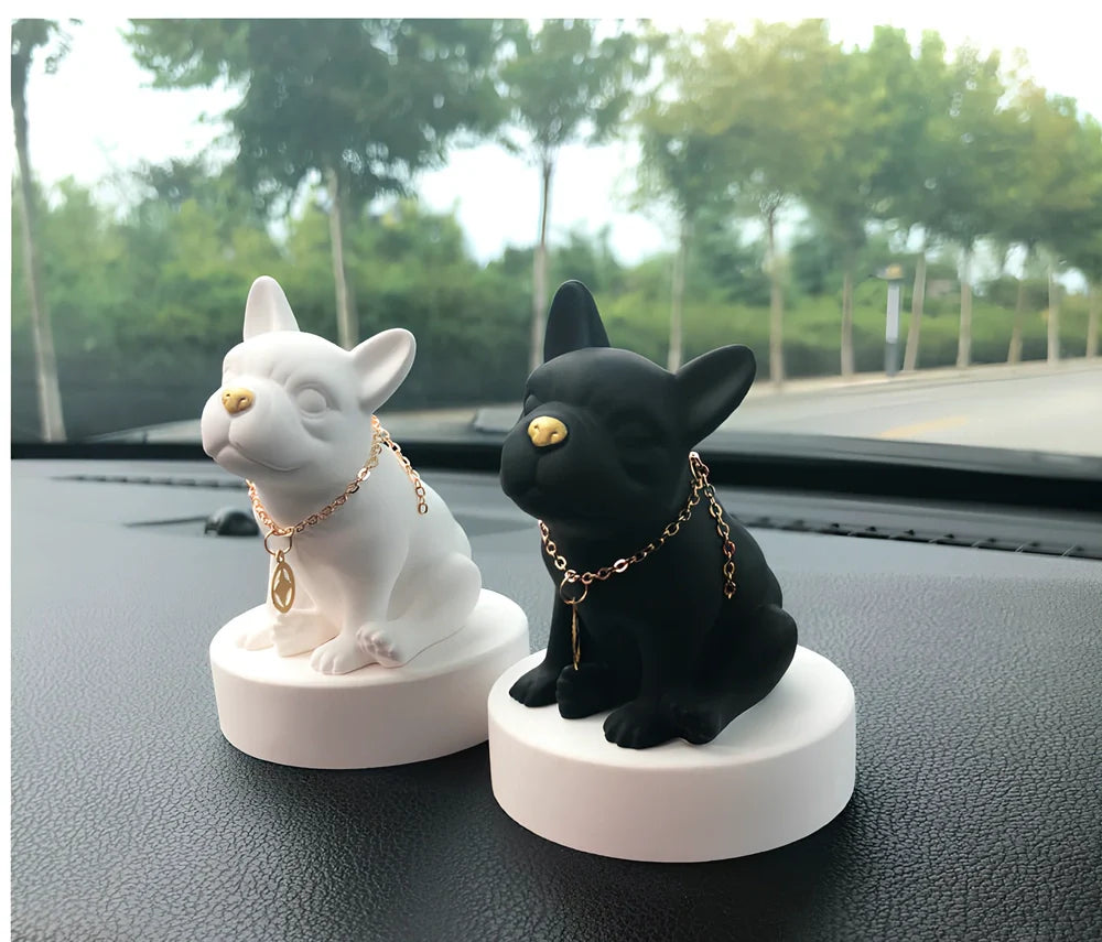 Car perfume aromatherapy decoration measuring 9.5cm × 7cm with mineral powder construction and essential oil