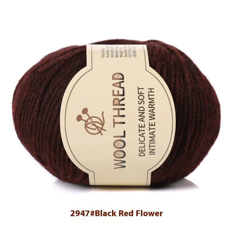 Hand-woven scarf sweater thread roll in domestic wool yarn for baby knitting projects with 10-needle compatibility