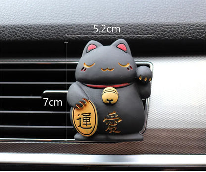 Resin cat-shaped car vent clip holding aromatherapy cotton for vehicle odour control