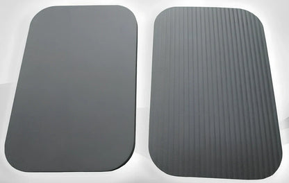 Black yoga knee pad with 15mm high-density foam for abdominal wheel exercises measuring 29x19cm