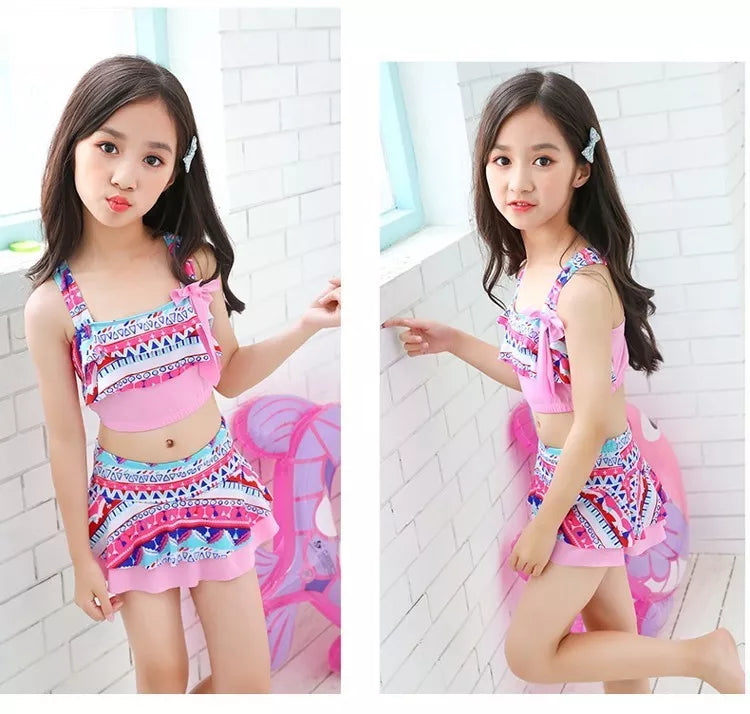 Kids swimsuit baby bikini in pink and blue, made with quick-dry polyester fiber