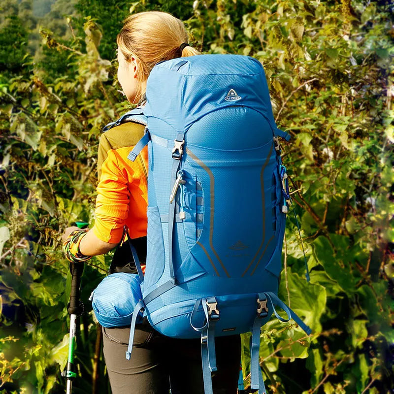 Large capacity hiking backpack in tear-resistant nylon, available in multiple colors