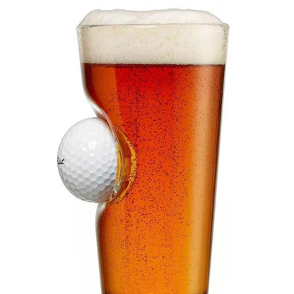Golf-embedded borosilicate beer mug with hydrophobic silicone membrane, 460ml capacity