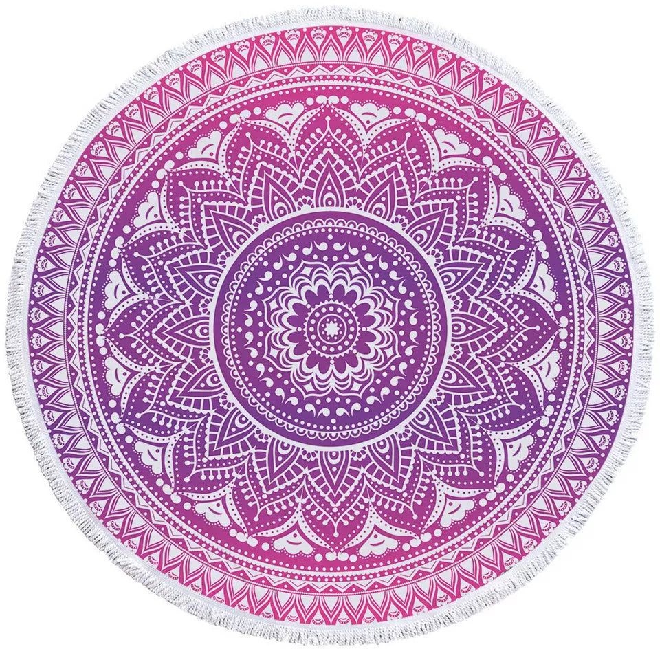 Round printed polyester towel mat for beach, yoga, and home decor with vibrant 3D patterns
