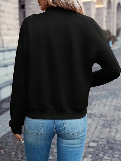 Black women's zip jacket with long sleeves and faux pockets in Japanese Korean casual style