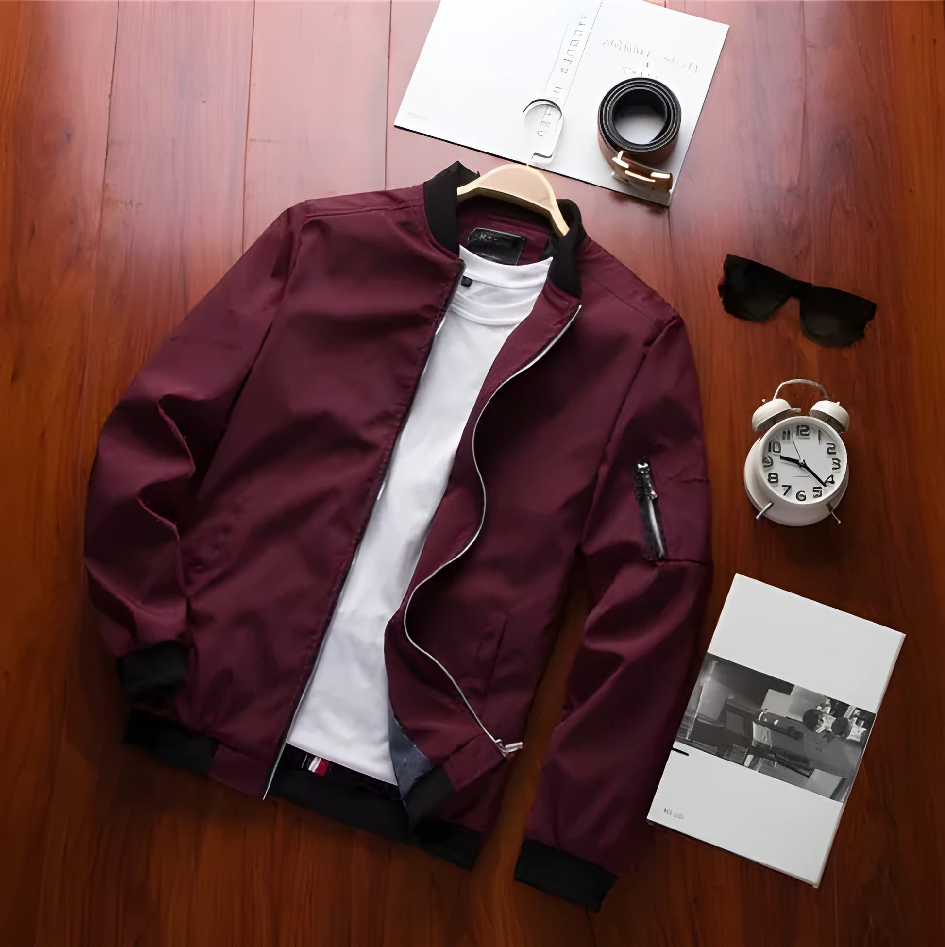 Men's slim-fit casual baseball jacket in solid colour with zip front and side pockets