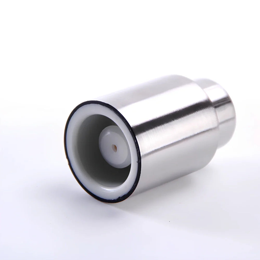 Silver stainless steel vacuum wine stopper, 4.1cm x 5cm x 3.1cm, preserves freshness by removing air from standard bottles