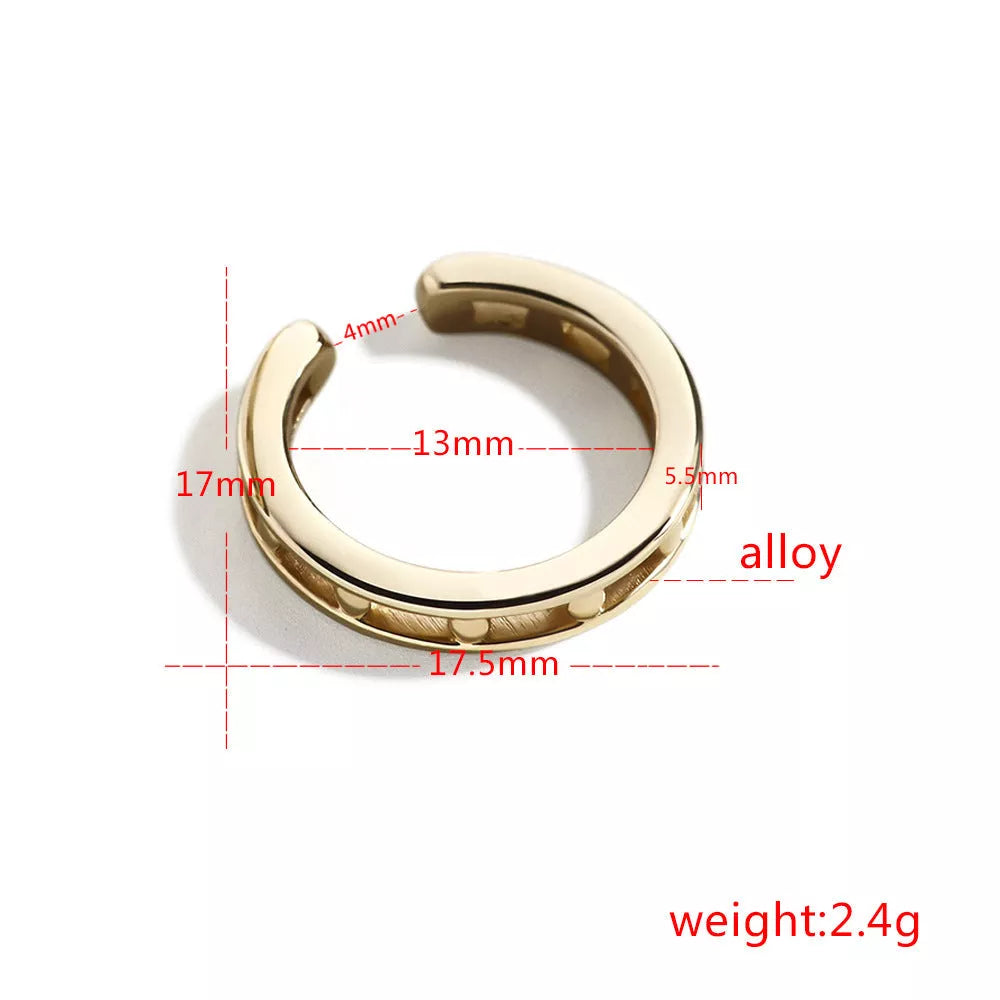 Alloy pin rhinestone stud earrings in black and white, lightweight and elegant