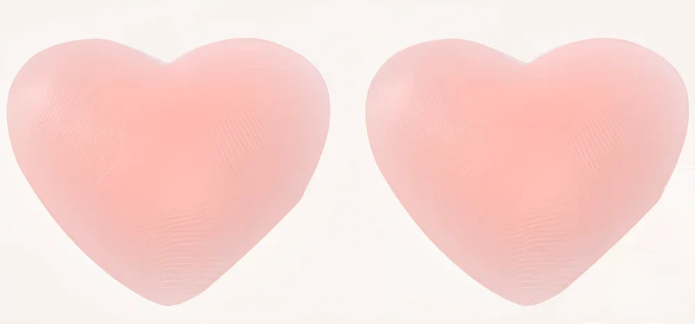 Silicone nipple cover pasties with eight flower shape and lace detailing measuring 8-10cm in diameter