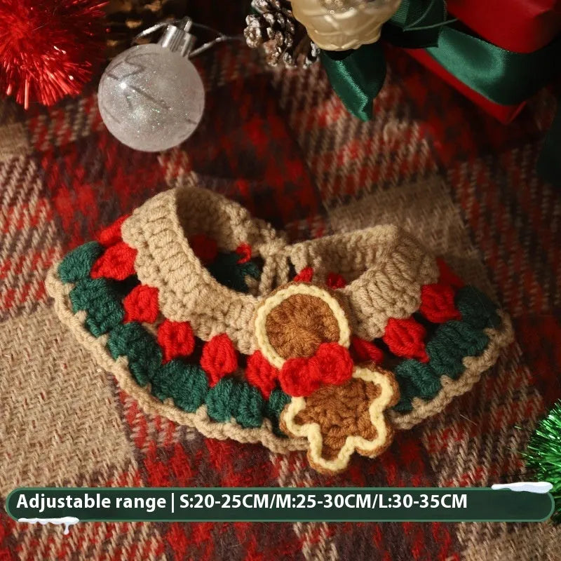 Christmas pet scarf for dog or cat in wool material with festive cartoon pattern