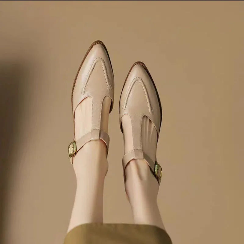 Women's closed toe pointed sandals with chunky heel, synthetic leather upper and rubber sole, in apricot or light brown