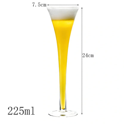 Creative transparent lead-free glass cup with seamless flat base for cocktails, 210ml capacity