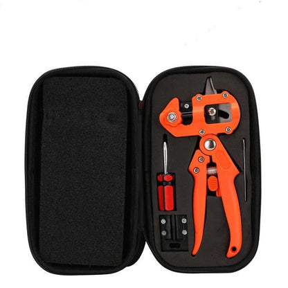 Grafting pruning shears for fruit tree seedlings with precision blade