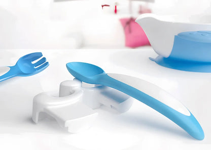 Six-piece baby tableware set with antibacterial polymer material in blue and red colours