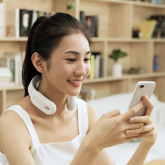 Intelligent Neck and Shoulder Massager with Remote Control, Soothing Heat Therapy, and Customizable Massage Settings for Personalized Pain Relief