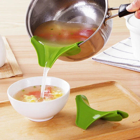Silicone Soup Funnel - Flexible, Curved Design for Mess-Free Pouring in the Kitchen