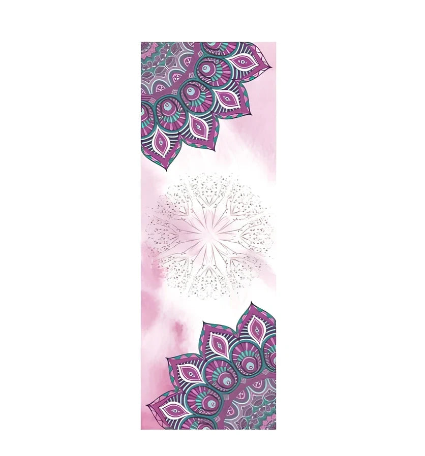 Microfiber yoga towel with mandala pattern measuring 183×63cm with 2mm thickness