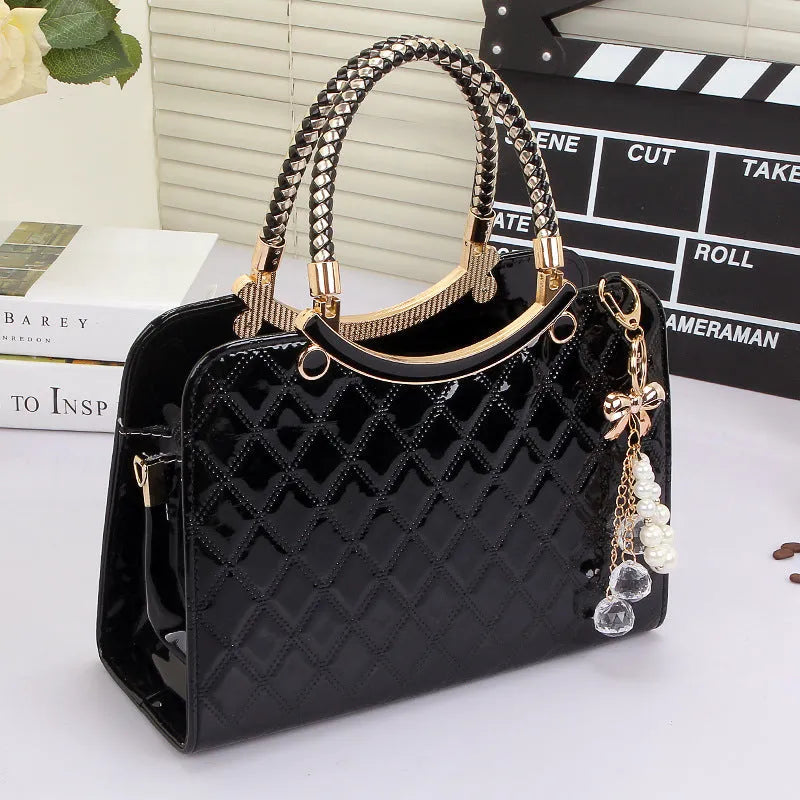 Lingge PU square shoulder bag for women with rhombic quilted design, zip opening, and hard handle.