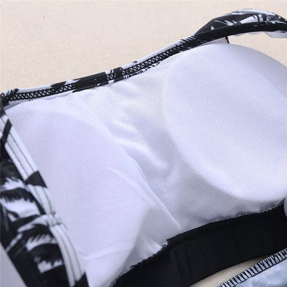 Coconut palm sports bikini with floral pattern and chest pad for water activities