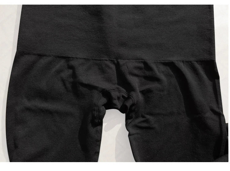 Seamless High-Waist Body Shaping Cropped Leggings in Black, featuring compression technology and a flattering, versatile design.